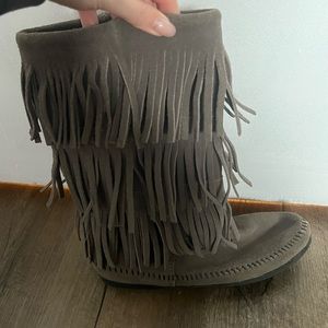 Minnetonka Fringe Leather Boots